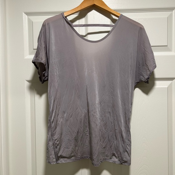 Lululemon Twist Back Tee Sz 10 - Picture 3 of 7
